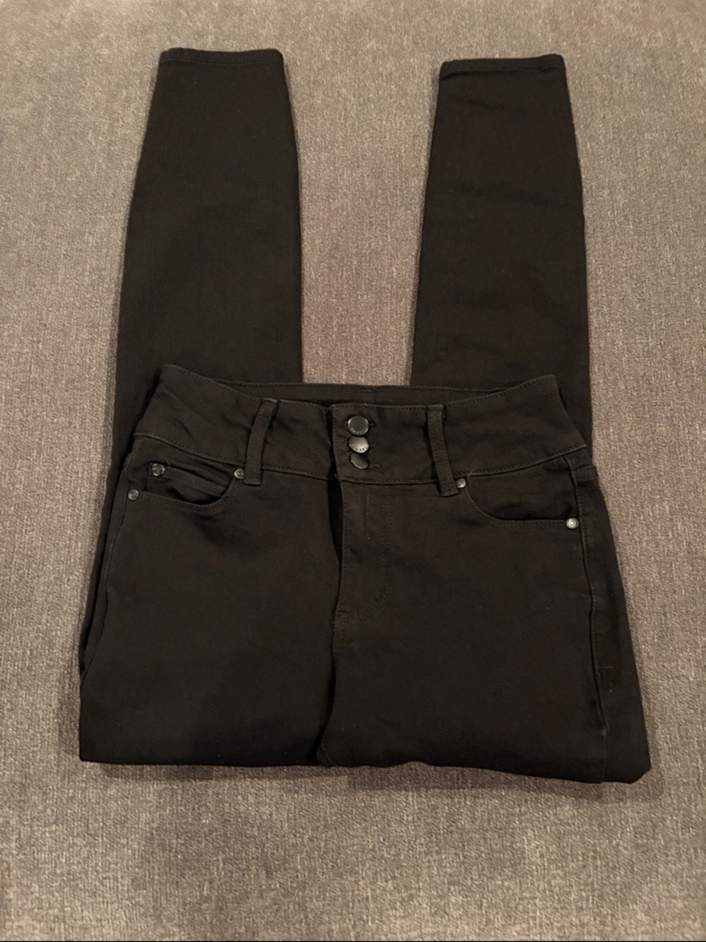 Tahari Women's Classic Black Jeggings